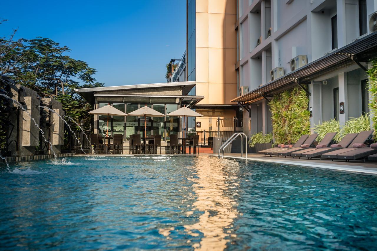 Nouvo City Hotel Бангкок Екстер'єр фото